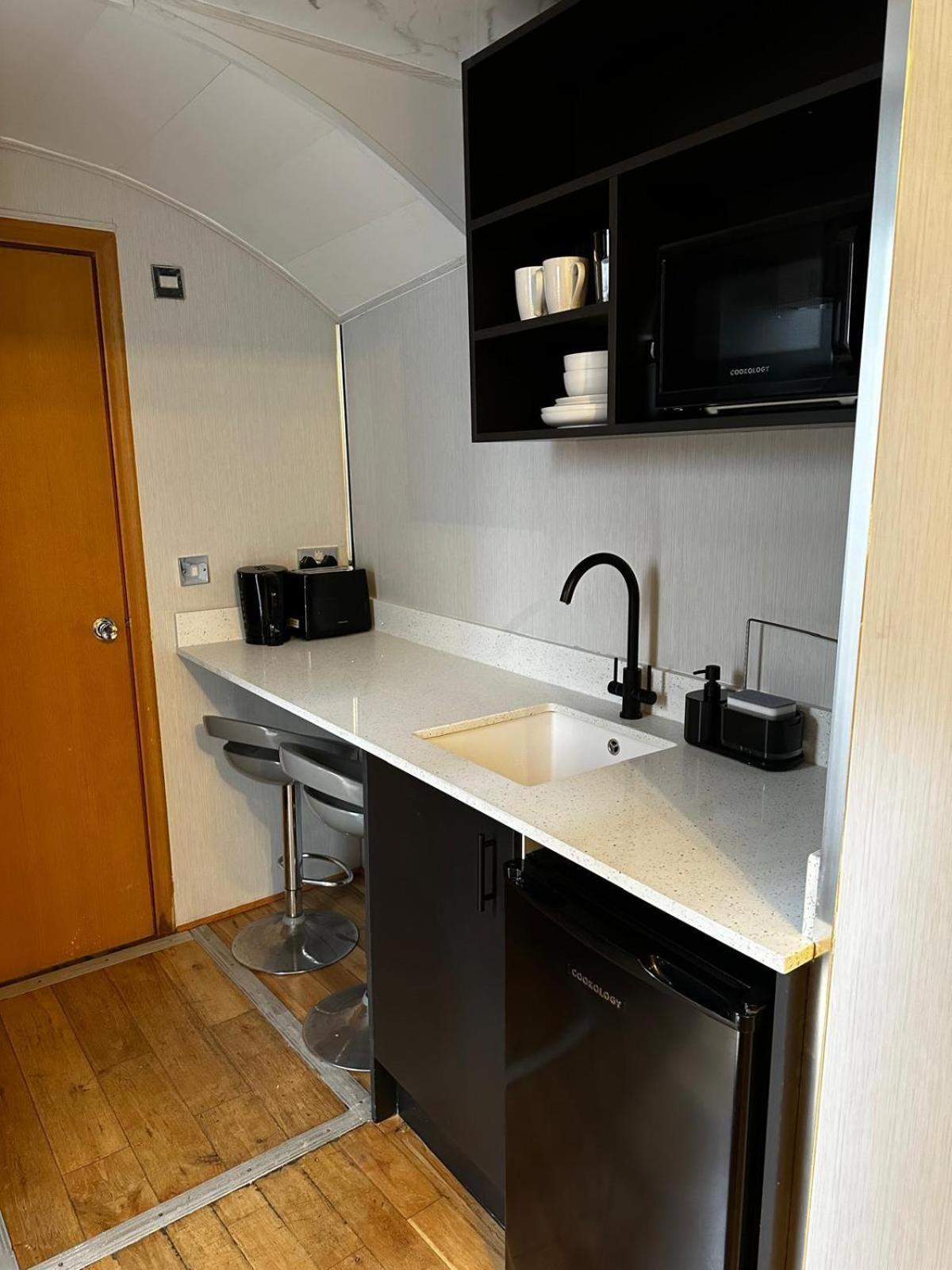 Fb1-Spacious Basement Studio Flat Fits 2- Near Hyde Park Лондон Экстерьер фото